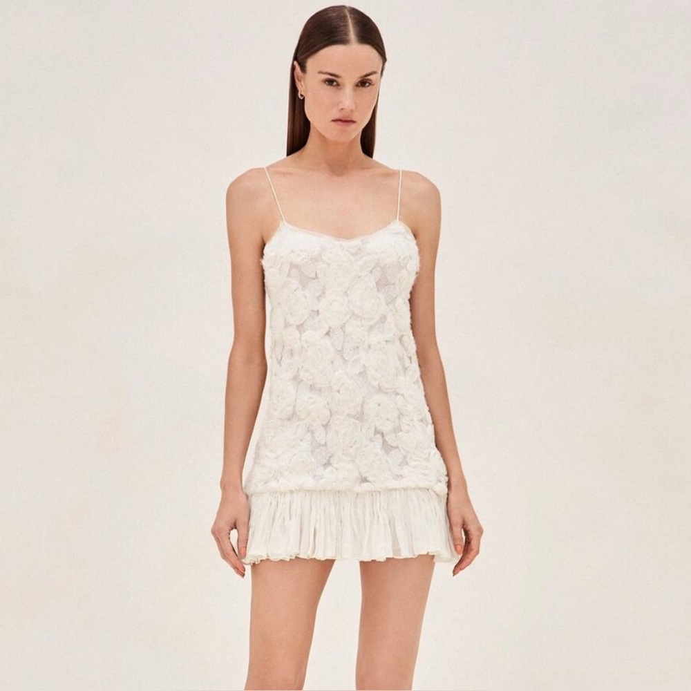 ALEXIS Blanc Dress White Rosette Mini Size Large